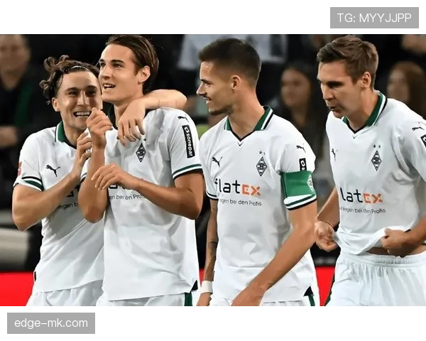 德甲球队新赛季引援策略曝光:实力补强与青春风暴双线并进 德甲球队新赛季引援策略曝光:实力补强与青春风暴双线并进