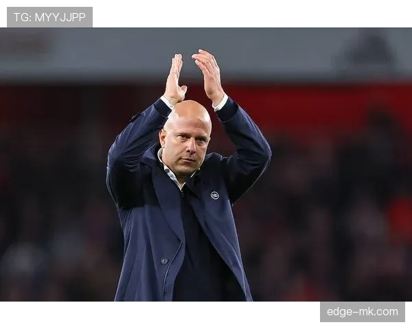 英超老将闪耀赛场,经验与智慧成球队稳定基石 英超老将闪耀赛场,经验与智慧成球队稳定基石